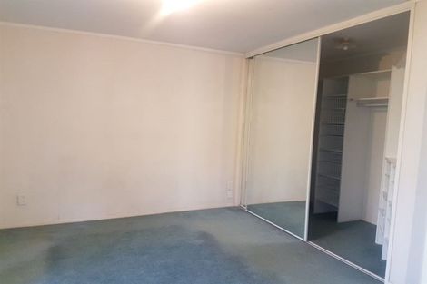 Photo of property in 16 Gala Place, Henderson, Auckland, 0612