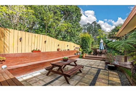 Photo of property in 22 Margaret Henry Crescent, Oteha, Auckland, 0632