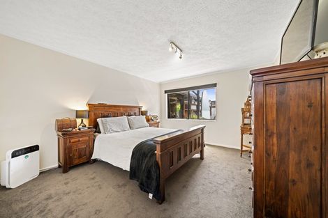 Photo of property in 6/52 Tironui Road, Takanini, 2112