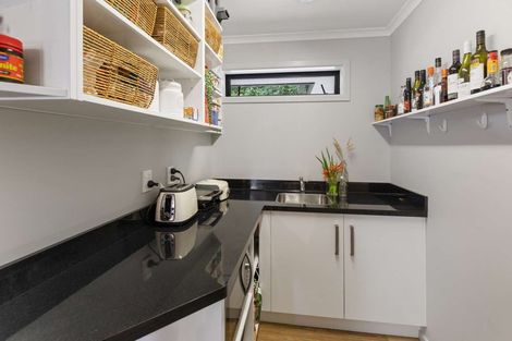 Photo of property in 1 Attrill Place, Tawhero, Whanganui, 4501