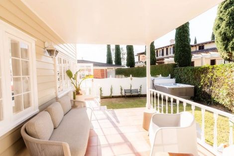 Photo of property in 4 Springcombe Road, Saint Heliers, Auckland, 1071