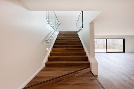 Photo of property in 83c Hastings Road, Mairangi Bay, Auckland, 0630