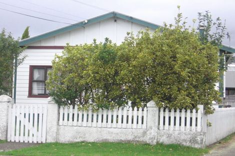 Photo of property in 61a York Street, Moera, Lower Hutt, 5010