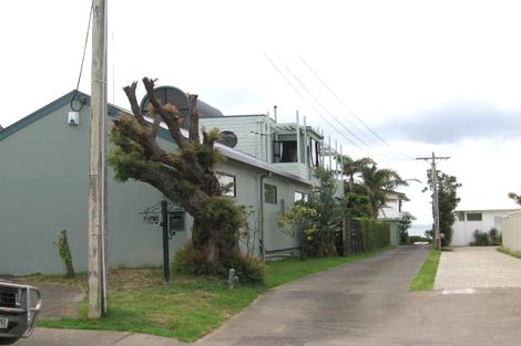 Photo of property in 5a Holiday Road, Milford, Auckland, 0620