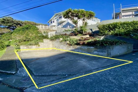 Photo of property in 112 Eden Street, Island Bay, Wellington, 6023
