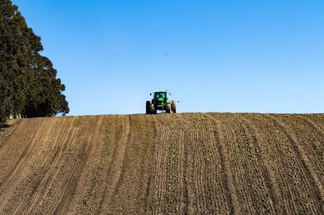 Photo of property in 125-127 Bell Road, Waiwhetu, Lower Hutt, 5010