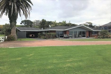 Photo of property in 1 Beach Road, Otumoetai, Tauranga, 3110