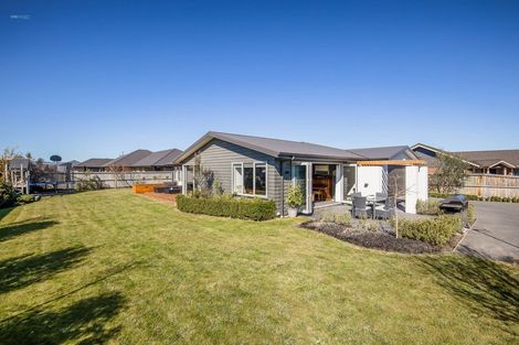 Photo of property in 10 Amy Place, Rangiora, 7400