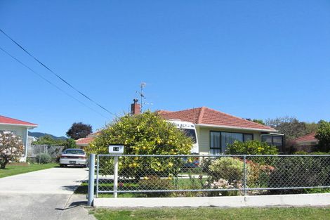 Photo of property in 14 Manson Avenue, Stoke, Nelson, 7011