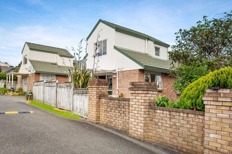 Photo of property in 11a Central Park Drive, Te Atatu South, Auckland, 0610