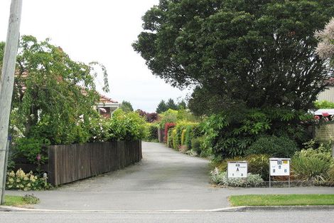 Photo of property in 2/49b Withells Road, Avonhead, Christchurch, 8042