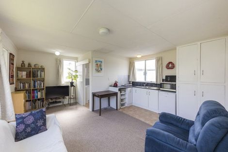 Photo of property in 32 Thomson Street, West End, Palmerston North, 4412