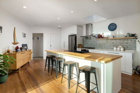 Photo of property in 49 Otago Street, Picton, 7220