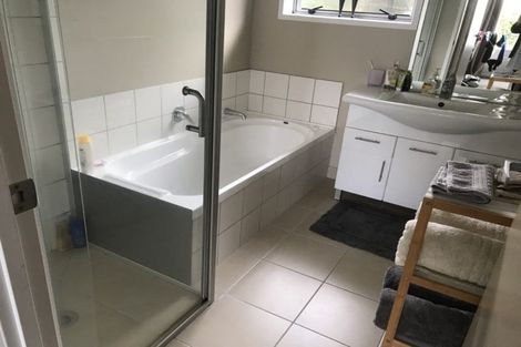 Photo of property in 4a Tuakau Road, Pukekohe, 2120