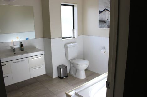 Photo of property in 53a Union Road, Howick, Auckland, 2014