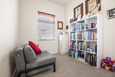 Photo of property in Habitat Apartments, 10/31 Byron Avenue, Takapuna, Auckland, 0622