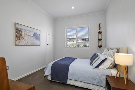 Photo of property in 22 Sackville Street, Fitzroy, New Plymouth, 4312
