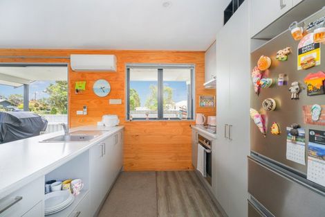 Photo of property in 2a Bryce Street, Whitianga, 3510