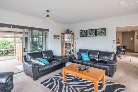 Photo of property in 38 Hillcrest Road, Raumati Beach, Paraparaumu, 5032