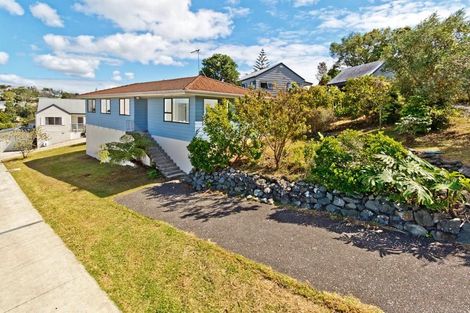 Photo of property in 22 Orton Street, Glenfield, Auckland, 0627