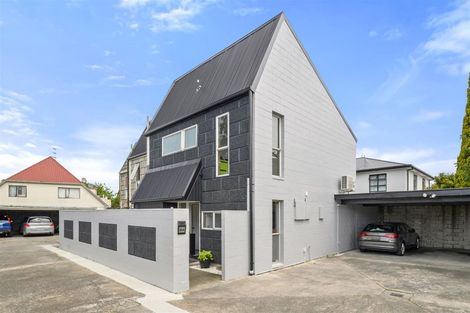 Photo of property in 20a Fairfield Avenue, Addington, Christchurch, 8024