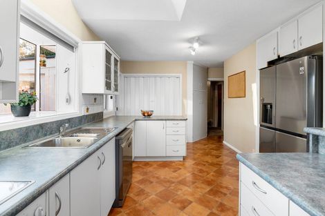 Photo of property in 8 Bethel Crescent, Bishopdale, Christchurch, 8053