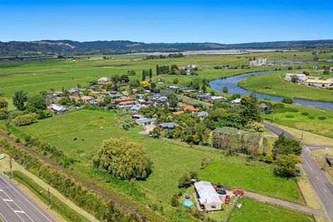 Photo of property in 4 Hydro Road, Edgecumbe, 3120