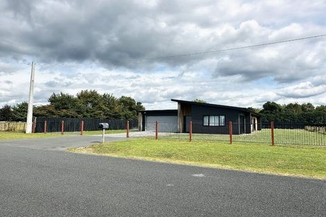 Photo of property in 24 Lissette Road, Newstead, Hamilton, 3286