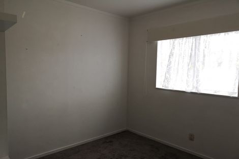 Photo of property in 1/46 Chippendale Crescent, Birkdale, Auckland, 0626