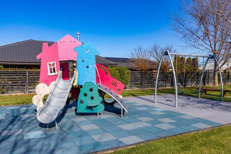 Photo of property in 28 Windsor Close, Springlands, Blenheim, 7201