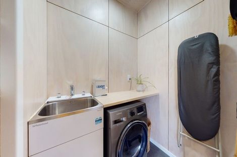 Photo of property in 42 Read Street, Levin, 5510