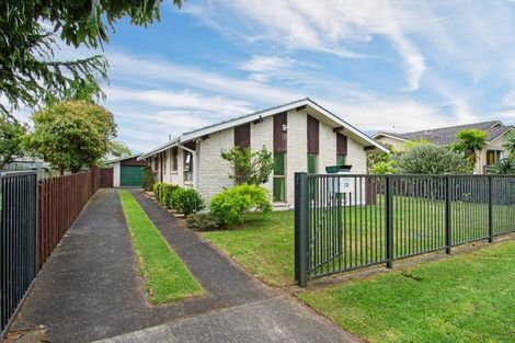 Photo of property in 29 Waimai Avenue, Weymouth, Auckland, 2103