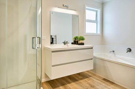 Photo of property in 20d Murray Street, Wallaceville, Upper Hutt, 5018