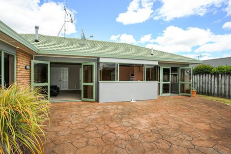 Photo of property in 20 Admiral Crescent, Flagstaff, Hamilton, 3210