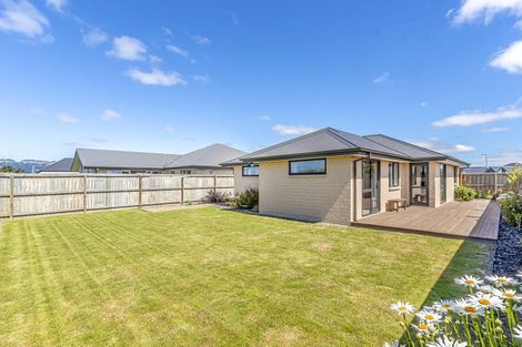 Photo of property in 53 Whitburn Avenue, Halswell, Christchurch, 8025