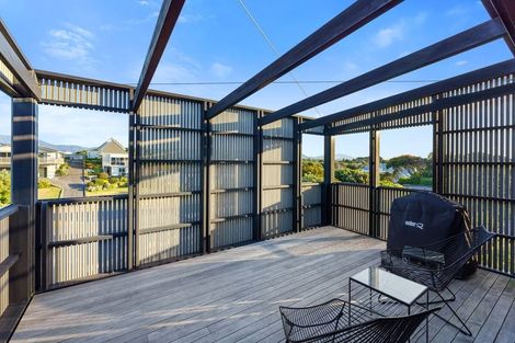 Photo of property in 7 Tutere Street, Waikanae Beach, Waikanae, 5036