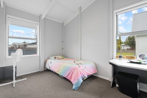 Photo of property in 9a Fraser Street, Masterton, 5810
