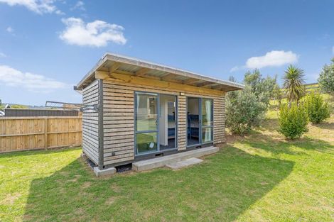 Photo of property in 24 Oliver Leighs Drive, Cooks Beach, 3591