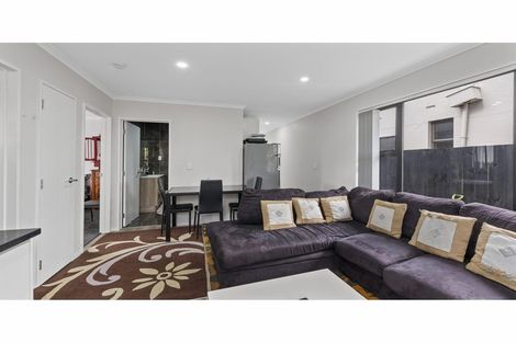 Photo of property in 127a Puhinui Road, Papatoetoe, Auckland, 2104