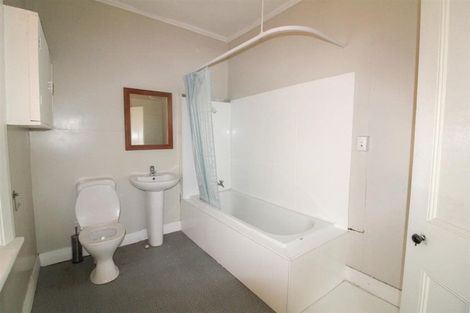 Photo of property in 8 Bathgate Street, South Dunedin, Dunedin, 9012