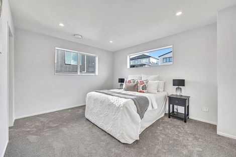 Photo of property in 40 Drumnaconagher Road, Flat Bush, Auckland, 2019