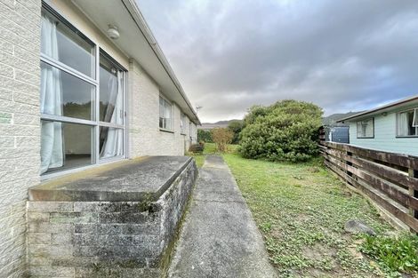 Photo of property in 21a Bexley Grove, Wainuiomata, Lower Hutt, 5014