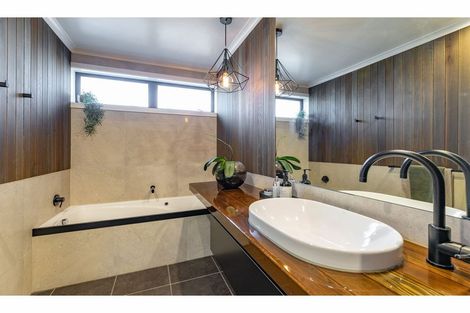 Photo of property in 32 Cridland Street West, Kaiapoi, 7630