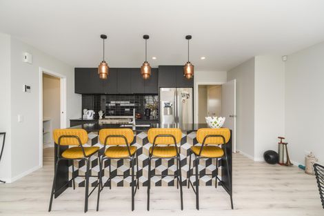 Photo of property in 19 Ashton Place, Highbury, Palmerston North, 4412