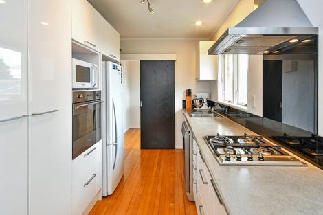 Photo of property in 2/3 Opal Avenue, Pakuranga, Auckland, 2010