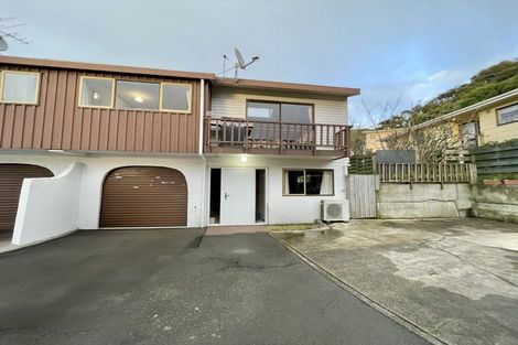 Photo of property in 2/60 Truscott Avenue, Johnsonville, Wellington, 6037