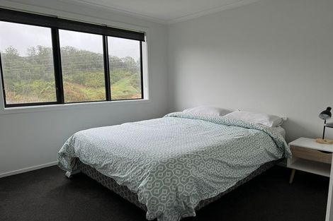Photo of property in 8 Holystone Road, Whitby, Porirua, 5024