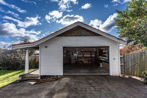 Photo of property in 123 Hackthorne Road, Cashmere, Christchurch, 8022