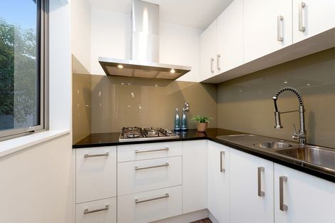 Photo of property in 9 Platinum Rise, Ranui, Auckland, 0612