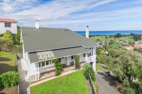 Photo of property in 40 Tomahawk Road, Andersons Bay, Dunedin, 9013